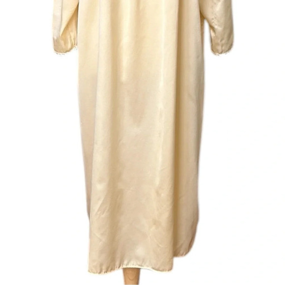 NATORI Classics Vintage Embroidered Nightgown Butter Yellow Square Neck - Picture 5 of 15